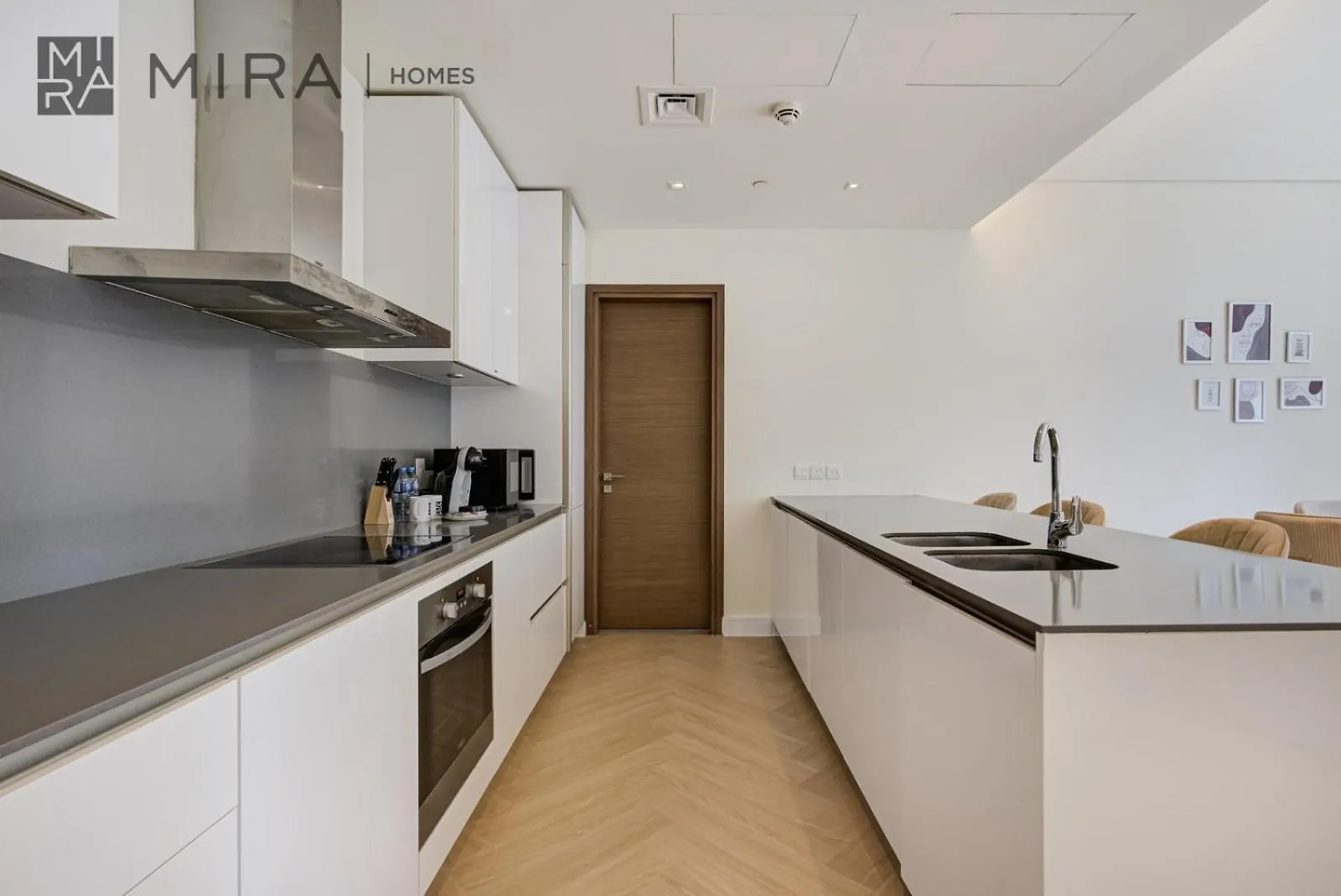 Mira Holiday Homes - City Walk - Building 5 - Next To Coca Cola Arena Дубай Апартаменты