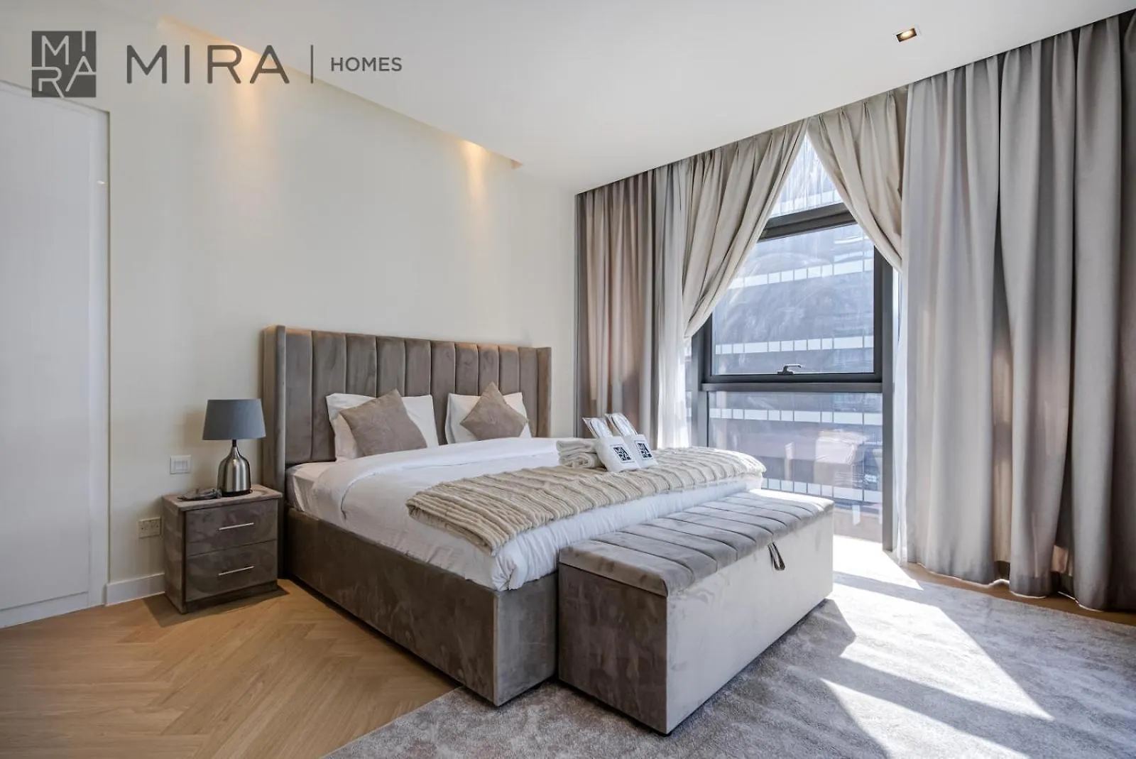 Mira Holiday Homes - City Walk - Building 5 - Next To Coca Cola Arena Дубай